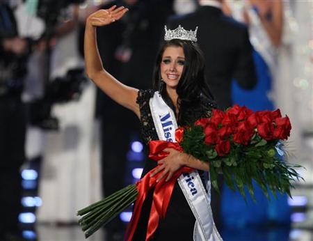 Laura Kaeppler Wins 2012 Miss America