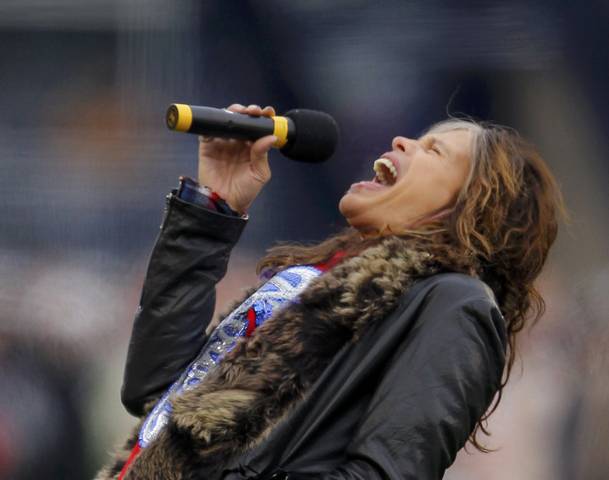 Steven Tyler Messes the National Anthem