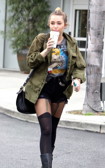 Miley Cyrus in Sexy Garter Tights
