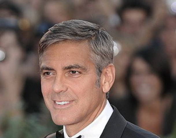 Clooney Launches $350M Fundraising Drive For Struggling Entertainers Clooney Launches $350M Fundraising Drive For Struggling Entertainers
