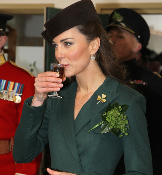 The Duchess of Cambridge wears the Queen Mother's shamrock brooch